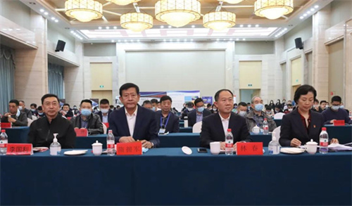 熊猫体育体育参加省体育场馆协会工作年会 聚焦体育产业高质量发展